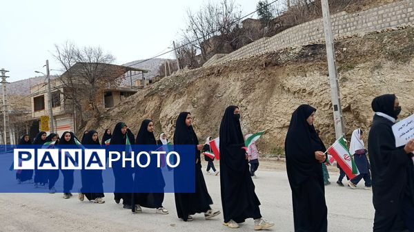 از میانکوه تا قلب انقلاب