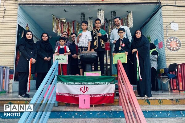 هنرنمایی دانش‌آموزان مدارس شهرری در افتتاحیه المپیاد ورزشی درون مدرسه‌ای 