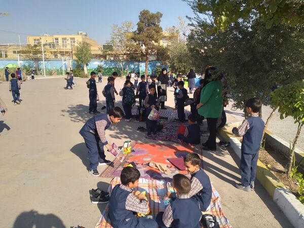 اردوی درون‌ مدرسه ای دبستان حضرت قاسم (ع) به مناسبت روز جهانی کودک 