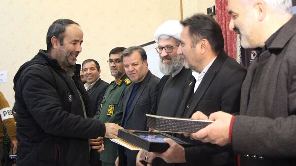 همایش اختتامیه دومین رویداد تولید محتوای دیجیتال و همایش تجلیل از فعالان فضای مجازی شهرستان بن