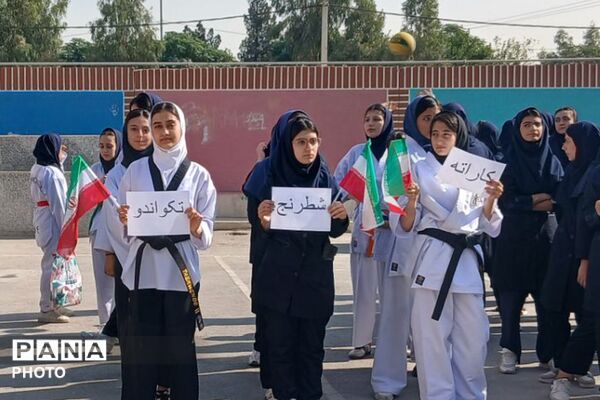 افتتاحیه المپیاد ورزشی درون مدرسه ای در دبیرستان شهید سیدرضی موسوی