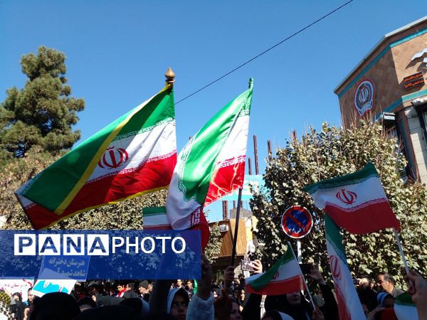 راهپیمایی ۱۳ آبان و روز دانش آموز در نیشابور 