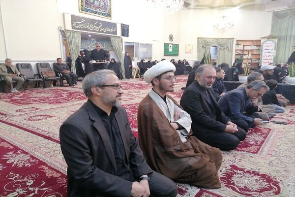 محفل انس با قرآن فرهنگیان و دانش آموزان خراسان رضوی در یادبود شهید جمهور