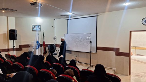 برگزاری دوره توانمندسازی ائمه جماعت مدارس استان البرز