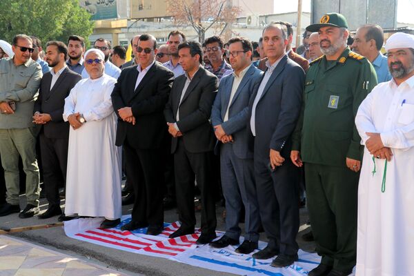 یوم الله ۱۳ آبان در شهرستان بستک