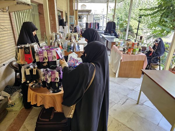 برپایی نمایشگاه عفاف و حجاب در آموزش و پرورش منطقه ۱۴ تهران