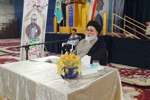 گردهمایی فعالان فرهنگی به‌مناسبت گرامیداشت مقام معلم در ناحیه دو بهارستان 