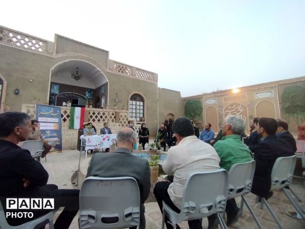 شب شعر جاودانگی در شهرستان خلیل‌آباد 