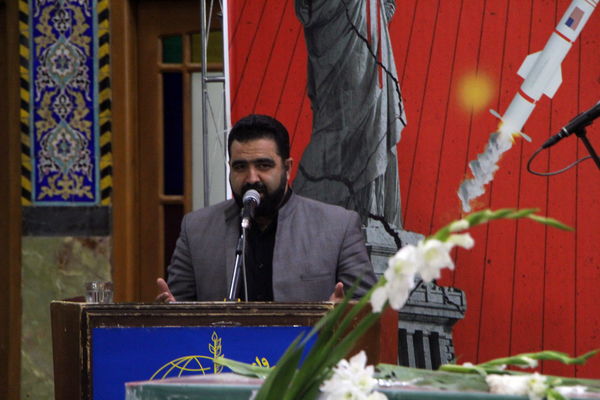 بزرگداشت شهدای مدافع وطن در یزد