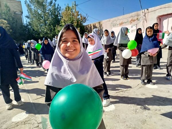 جشنواره روز جهانی کودک در دبستان شهید نجفی فدافن