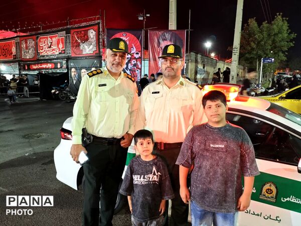 مراسم عزاداری رهبر شهید در شهر هشتگرد 