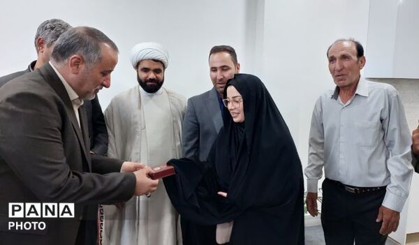 آیین افتتاح همزمان پروژه‌های عمرانی بنیاد مسکن انقلاب اسلامی شهرستان بشرویه 