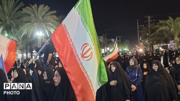 محفل انس با قرآن در گرامیداشت رهبر شهید ایران