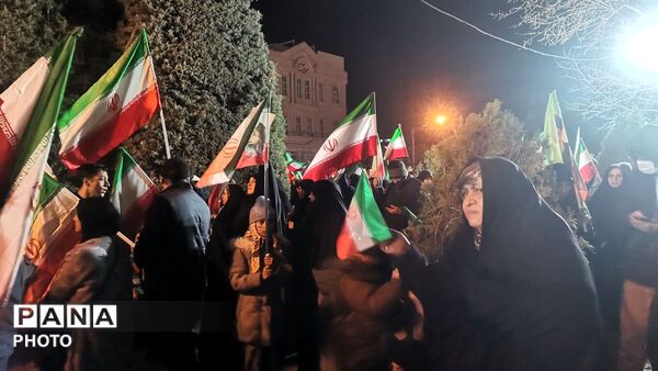 پانزدهمین شب مقاومت مردمی در خیابان‌های مشهد مقدس
