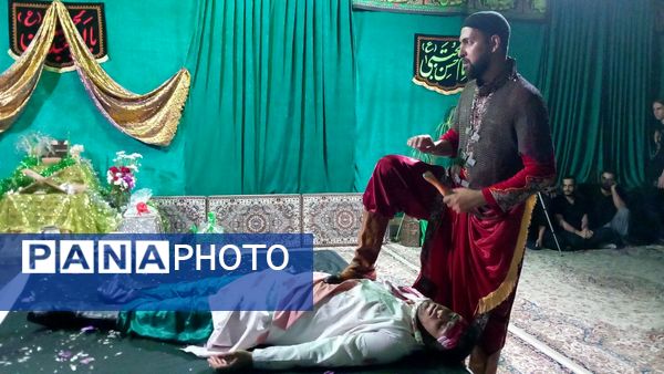 تعزیه‌خوانی تاسوعا در حسینیه موسی بن جعفر (ع)