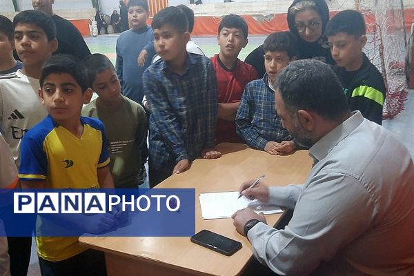 برگزاری مسابقات ورزشی در ورزشگاه شهدای قلعه نو کهریزک