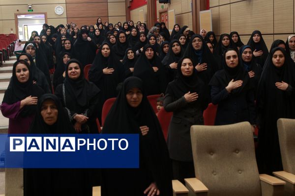  همایش تکریم از مقام معلم در اردوگاه شهید منتظری با حضور مسئولان بهارستان‌2