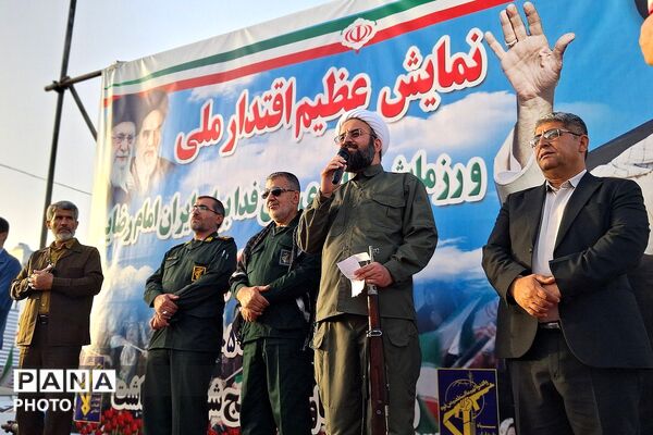نمایش عظیم اقتدار جان‌فدایان ایران امام رضایی در باشت