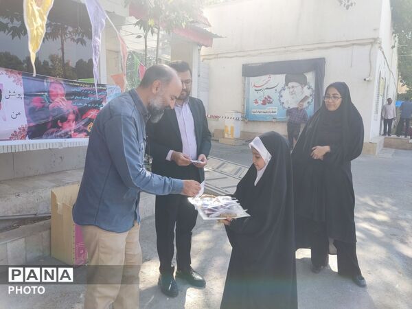 دانش‌آموزان دبستان فاطمه محامی در پویش «حجاب و عفاف» اداره آموزش و پرورش تبادکان درخشیدند
