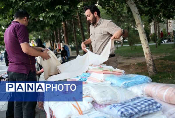 عصر بازار هنرمندان مشهدی در روزهای پنجشنبه