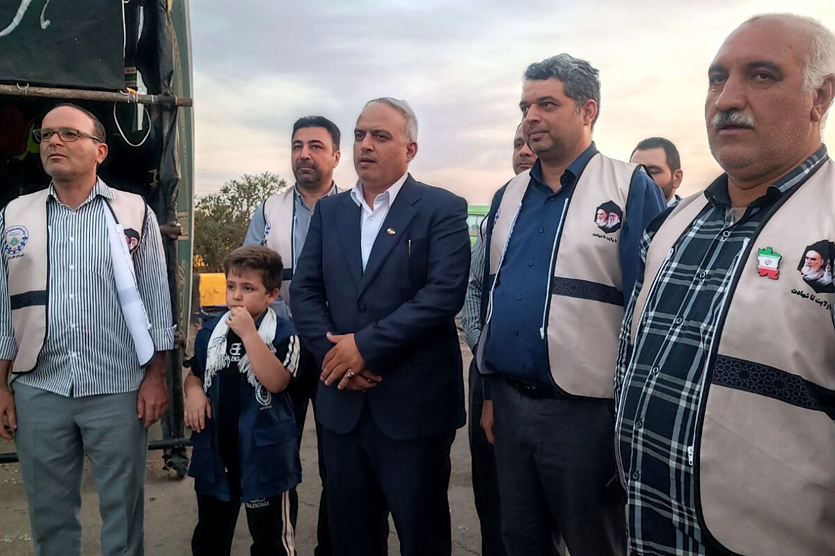 از مدرسه تا موکب حسینی؛ دانش‌آموزان پیشتاز شهرستان قدس در خدمت زائران اربعین حسینی