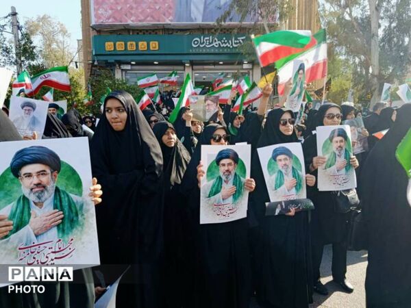 بیعت مردم اهواز با سومین رهبر انقلاب اسلامی