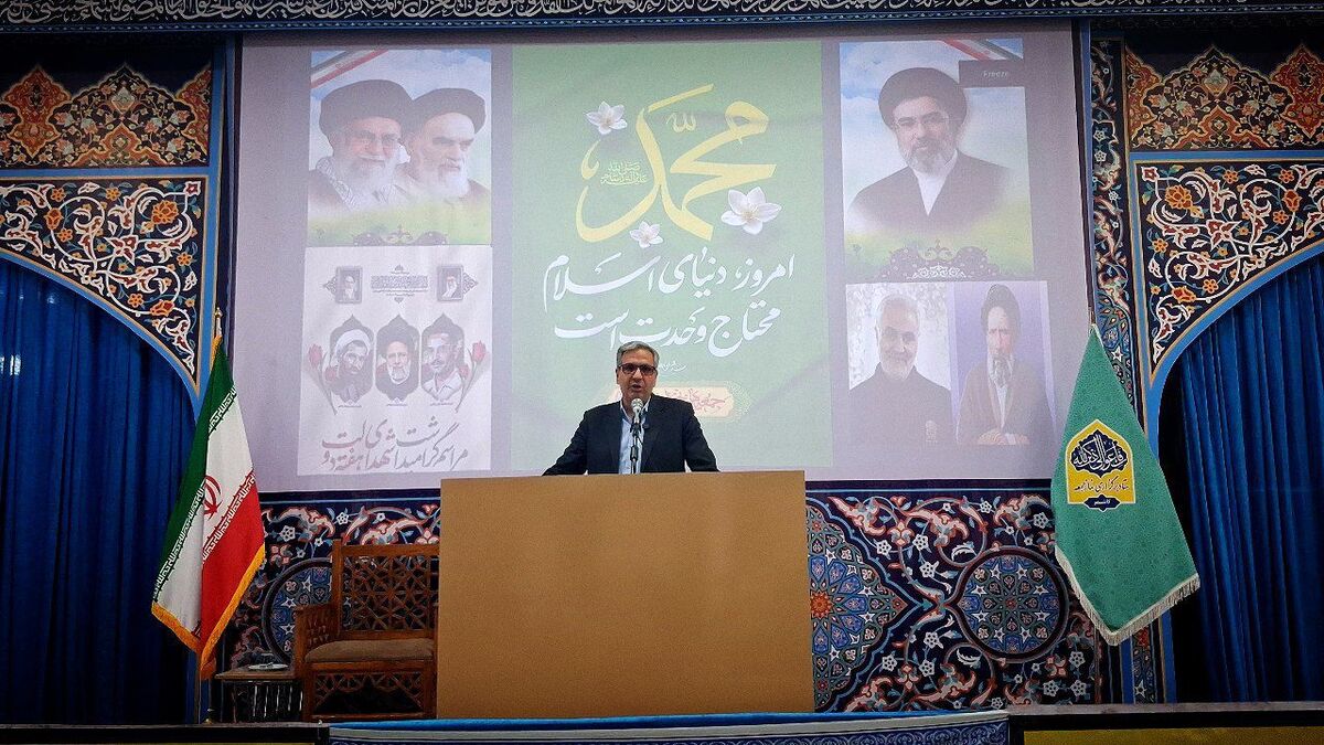  پروژه فیبر نوری کاشمر با اعتبار هزار میلیارد تومان در حال تکمیل است