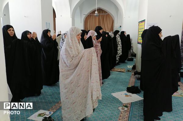 نماز جمعه در مسجد جامع شهرستان خلیل‌آباد