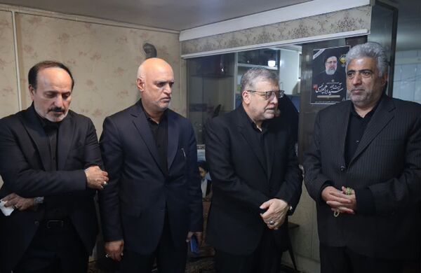 دیدار شهردار مشهد با مادر شهید ابراهیم رئیسی