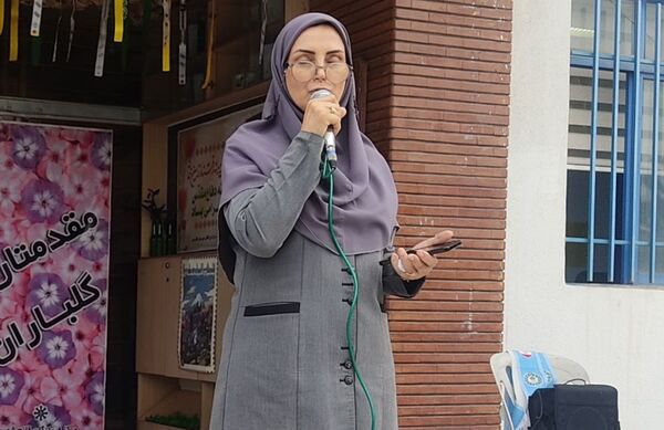 جشن عاطفه‌ها در دبیرستان فرزانگان قائمشهر