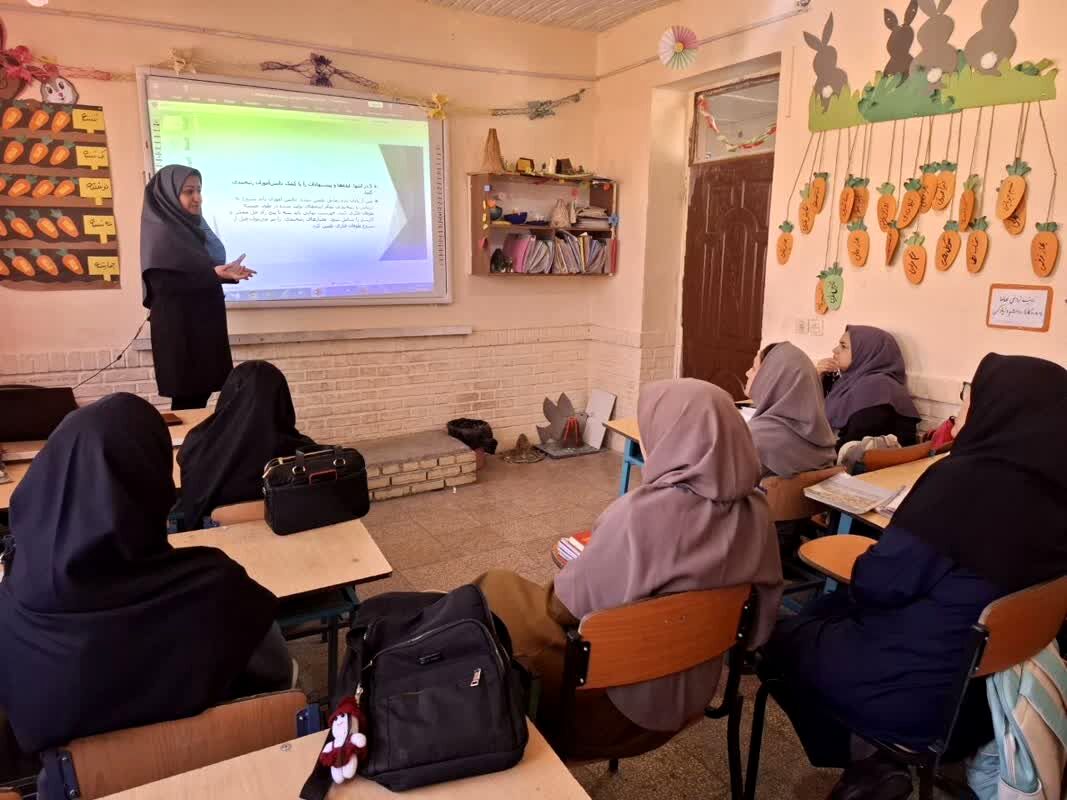  نشست تخصصی « توانا» و اصلاح الگوهای تدریس در شهرستان کلات