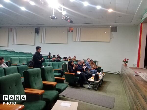 مسابقات فرهنگی هنری امید فردا در کاشمر 