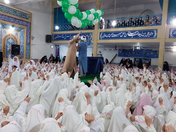 جشن تکلیف هزار نفری فرشته‌های منطقه شهید اصلانی مشهد