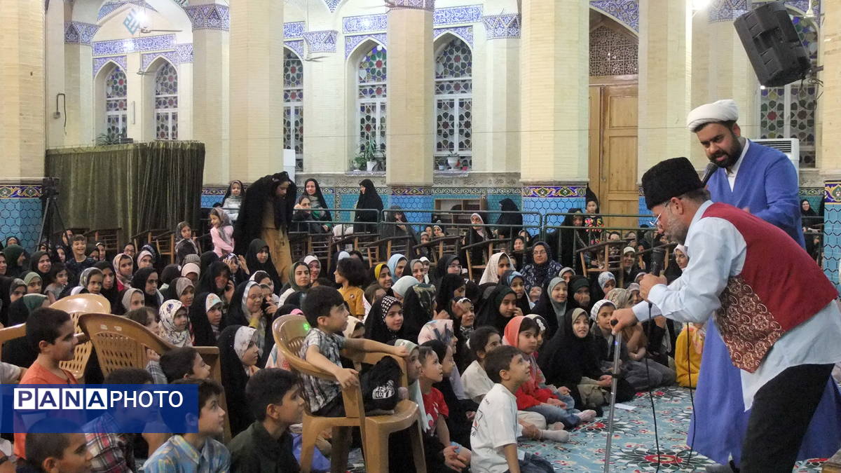 اختتامیه جشنواره تولید محتوا نماز و مسابقه عطر انتظار در امامزاده سیدجعفر یزد