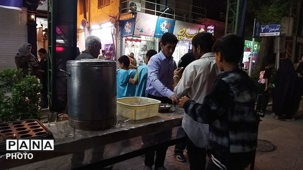 موکب مردمی شهید مصطفی صدر زاده در هشتاد و پنجمین شب از اجتماعات مردمی 