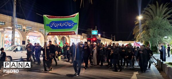 برپایی هیئت دانش آموزی در تجمعات شبانه مردم ولایتمدار طبس