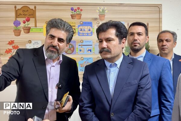 روایت تصویری آیین بازگشایی مدارس در دبستان منصور نفر منطقه ۴