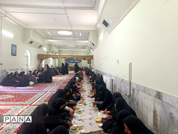 «ویژه برنامه عید بندگی» در کاشمر 