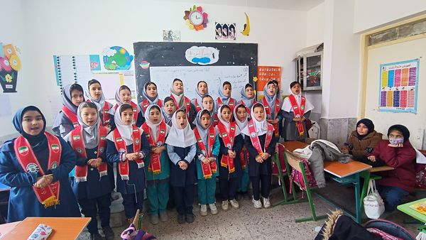 درختکاری در دبستان شهید ذکاوتی مایوان