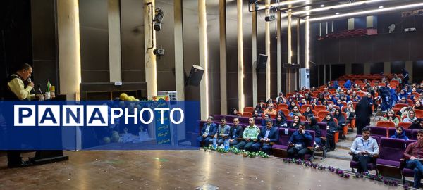 اختتامیه مسابقات ورزشی آموزشگاه هیhت امنایی ضحی ۲ در سالن غدیر شیروان