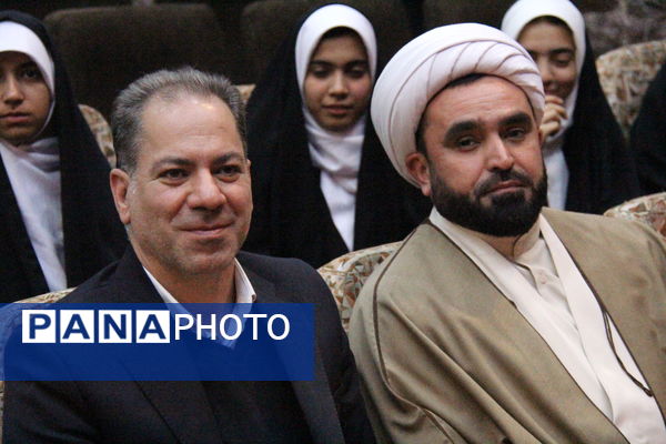 جشنواره هنرهای آوایی دانش‌آموزی یزد