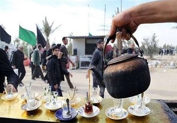 دانش‌آموزان و فرهنگیان بستانی پیشتاز در ارائه خدمات به زائرین حسینی