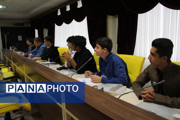 اولین روز نشست قطبی دوازدهمین دوره مجلس دانش‌آموزی به میزبانی استان آذربایجان شرقی