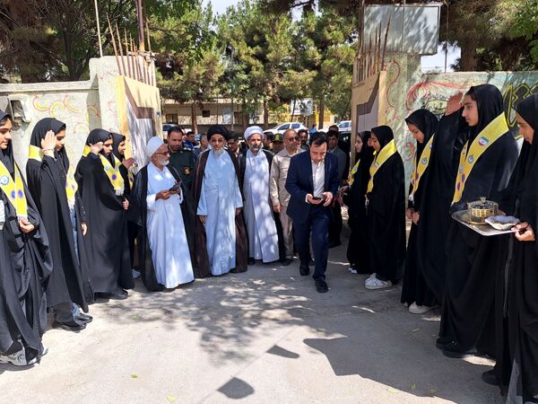 آیین بازگشایی مدارس و افتتاح نماز خانه، در آموزشگاه تکتم باخرز