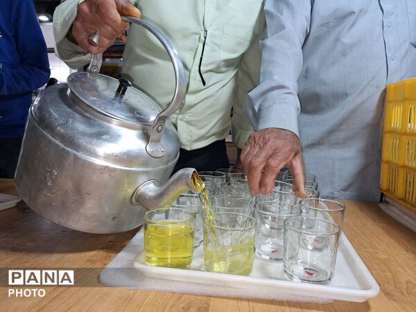 خدمات رسانی موکب های مردمی حسینه فضل 