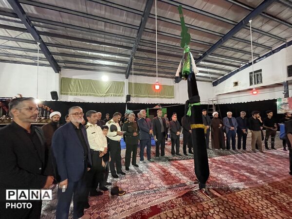 امام جمعه کاشمر در هیأت عزاداری روستای عشرت آباد حضور یافت 