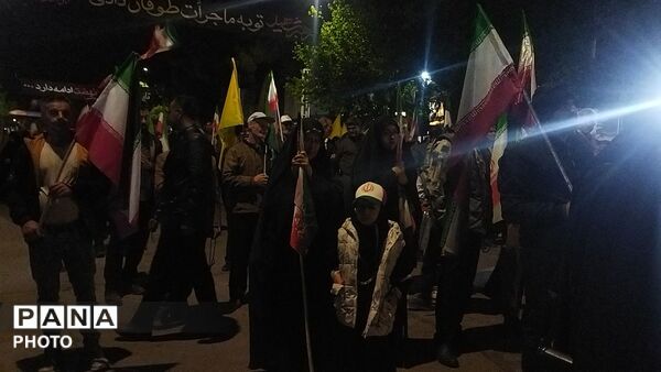 پنجاه و هشتمین شب از ایستادگی مردم در خیابان های نیشابور