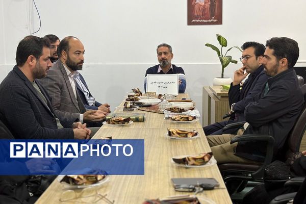 جلسه ستاد برگزاری جشنواره قرآنی قله نور در شهرستان اسلامشهر