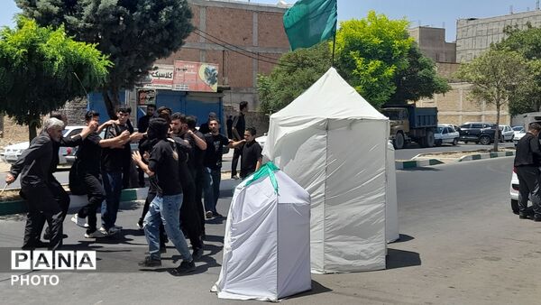 مراسم باشکوه عاشورای حسینی در مسجد امام جعفر صادق(ع)