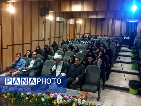 توانمندسازی مربیان در پرتو نفحات تربیتی